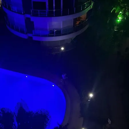 Paradise Apartment *